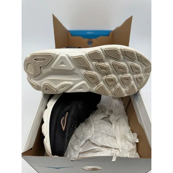 Hoka Clifton 9 Running Shoes - Breathable Mesh, Lightweight, Rose Gold Accents - Picture 3 of 9